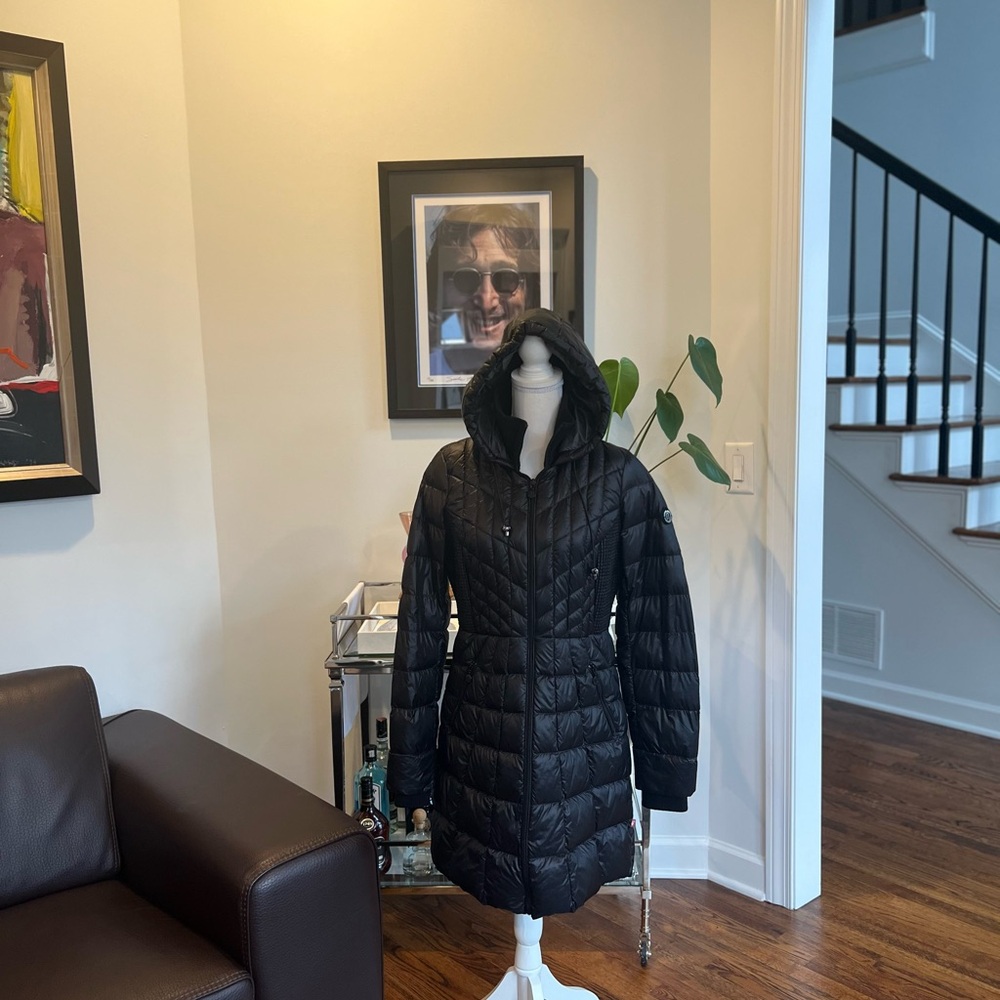 BERNARDO Quilted Puffer Hooded Coat